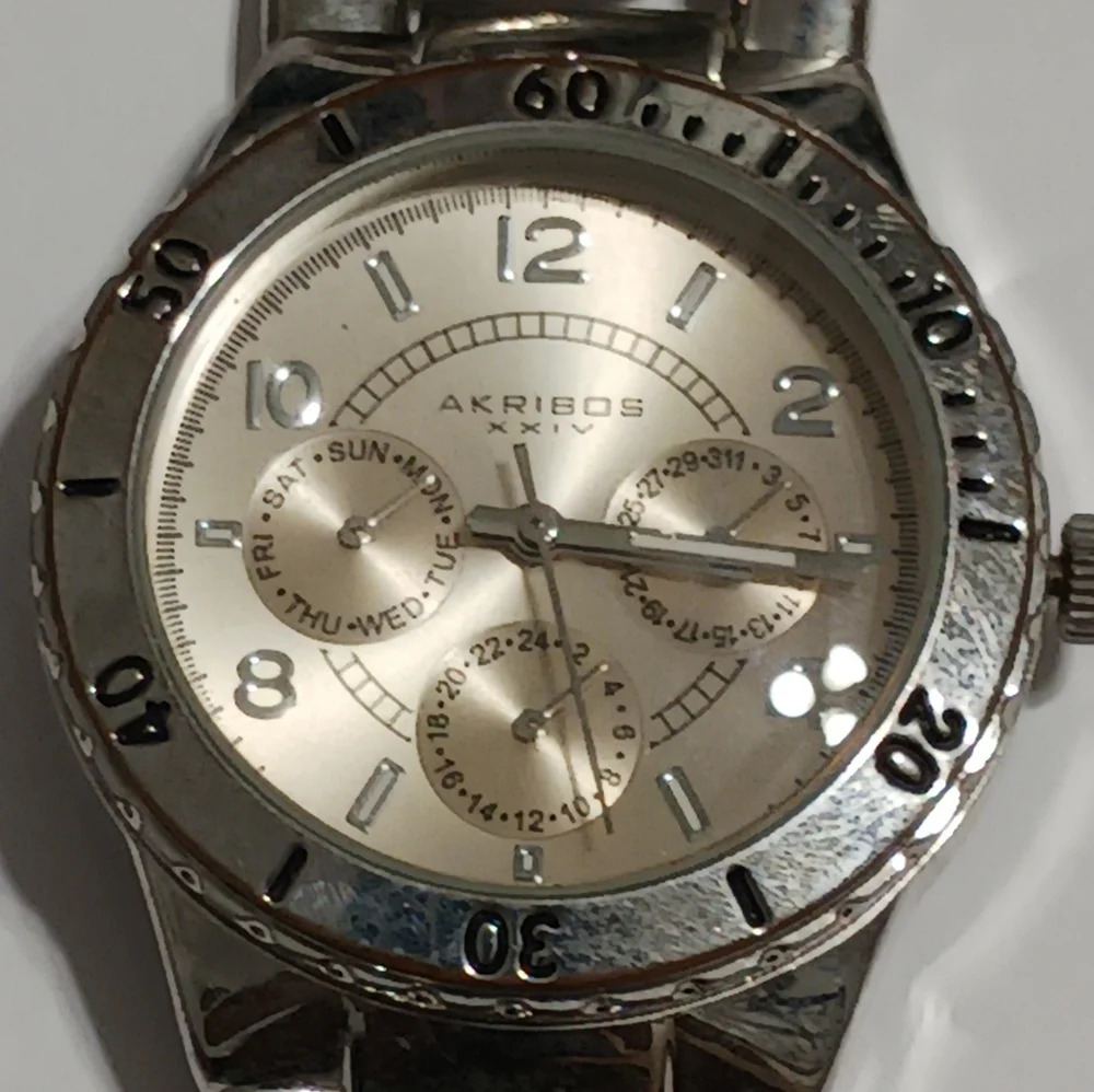 Fossil, Kenneth Cole, DKNY Watches Lot of 5.